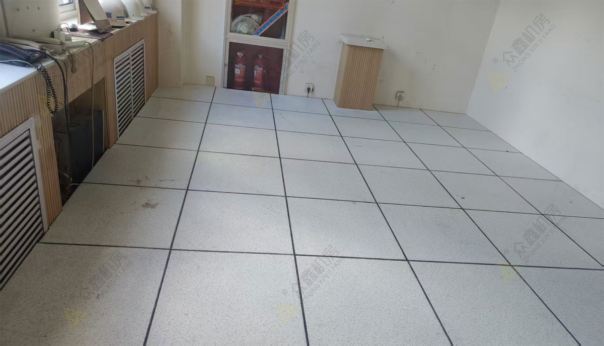 PVC防靜電地板.jpg 822(.jpg